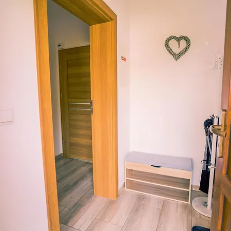 Miedzy Cisza A Cisza - Caloroczne Σπίτι διακοπών *