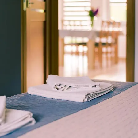 Miedzy Cisza A Cisza - Caloroczne * Polanica-Zdrój