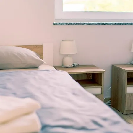 Miedzy Cisza A Cisza - Caloroczne Σπίτι διακοπών