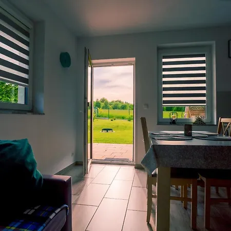 Miedzy Cisza A Cisza - Caloroczne *