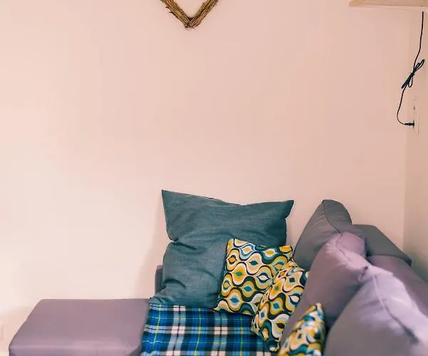 Miedzy Cisza A Cisza - Caloroczne *