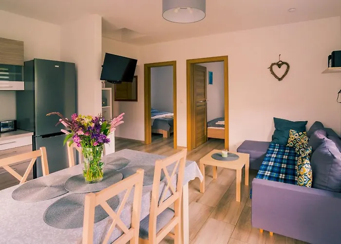 Miedzy Cisza A Cisza - Caloroczne *