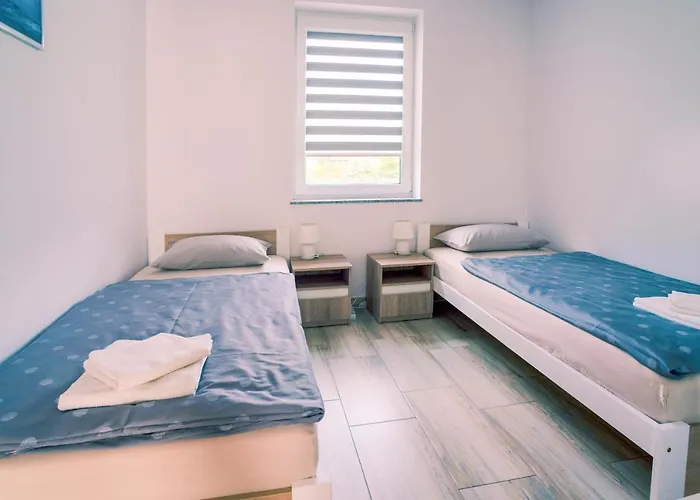 Miedzy Cisza A Cisza - Caloroczne Сasa de vacaciones *